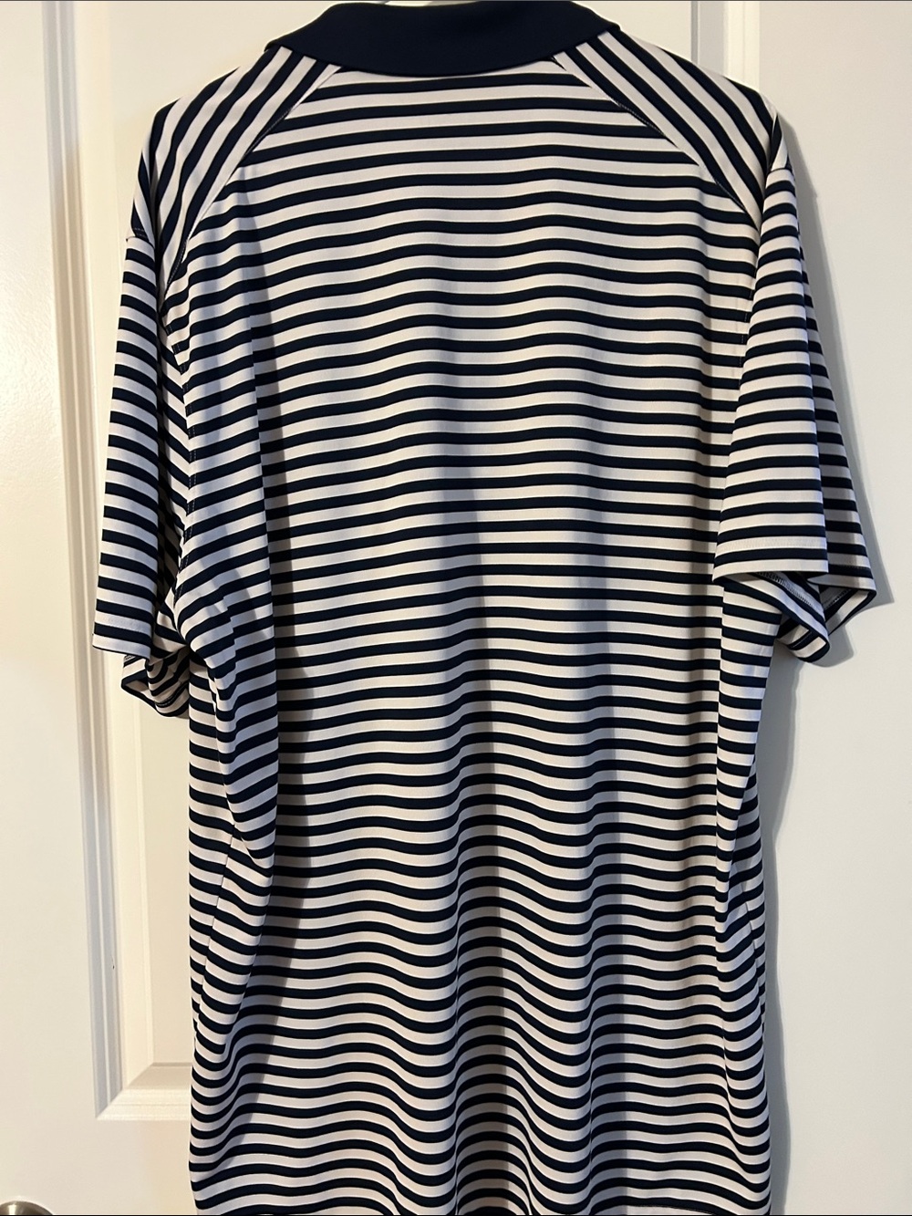 Nike Men’s Black & White Striped Dri-FIT XXL - Picture 3 of 4